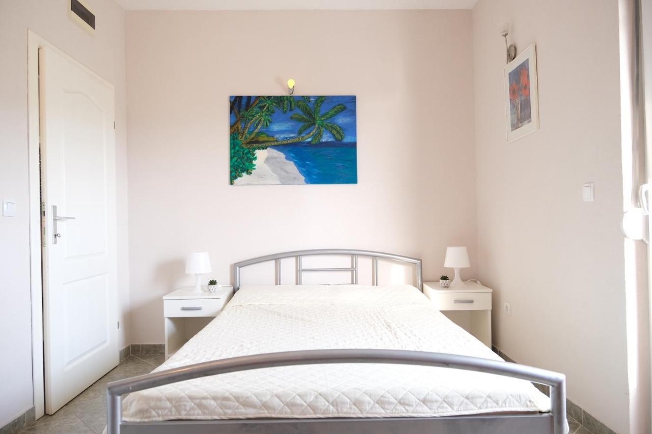 אוטייהא Apartments Jasmina מראה חיצוני תמונה