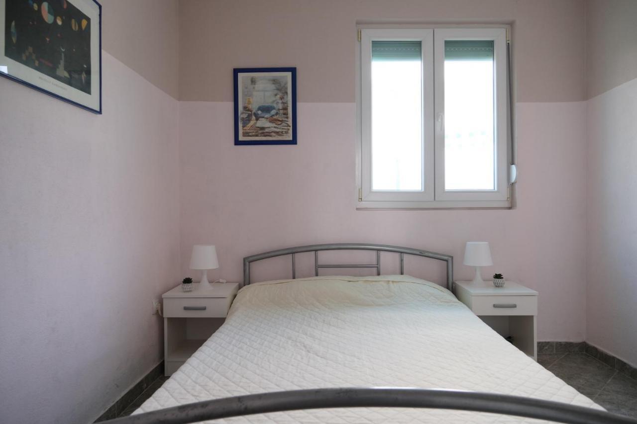אוטייהא Apartments Jasmina מראה חיצוני תמונה