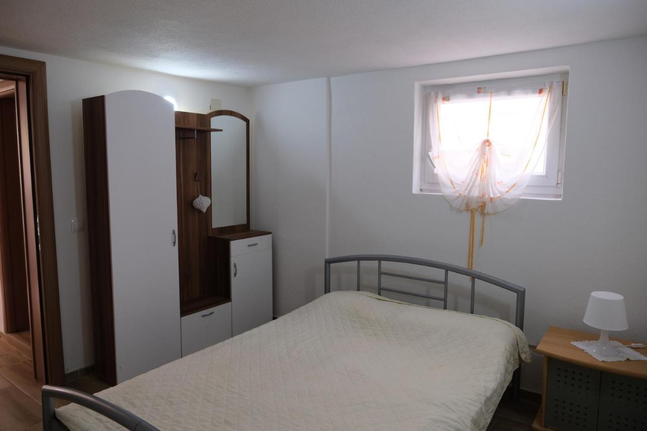 אוטייהא Apartments Jasmina מראה חיצוני תמונה